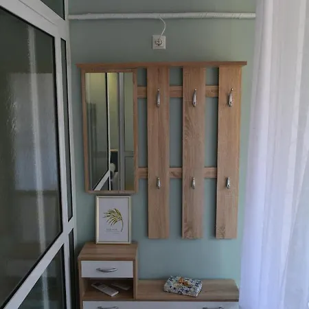 Center דירה בורגאס